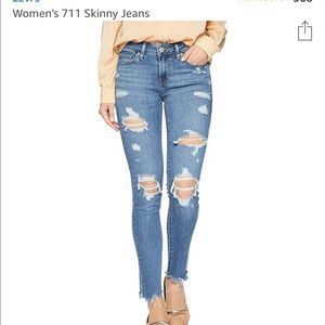 Levi’s 711 Skinny Jeans